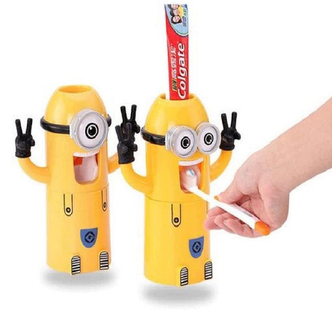 Cartoon Little Yellow Man Toothbrush Holder Set with Automatic Toothpaste Dispenser